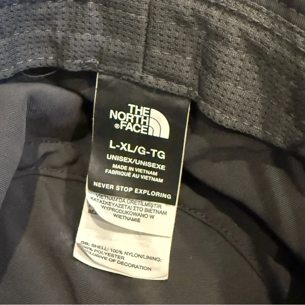 The North Face Bucket Hat - Picture 2 of 2